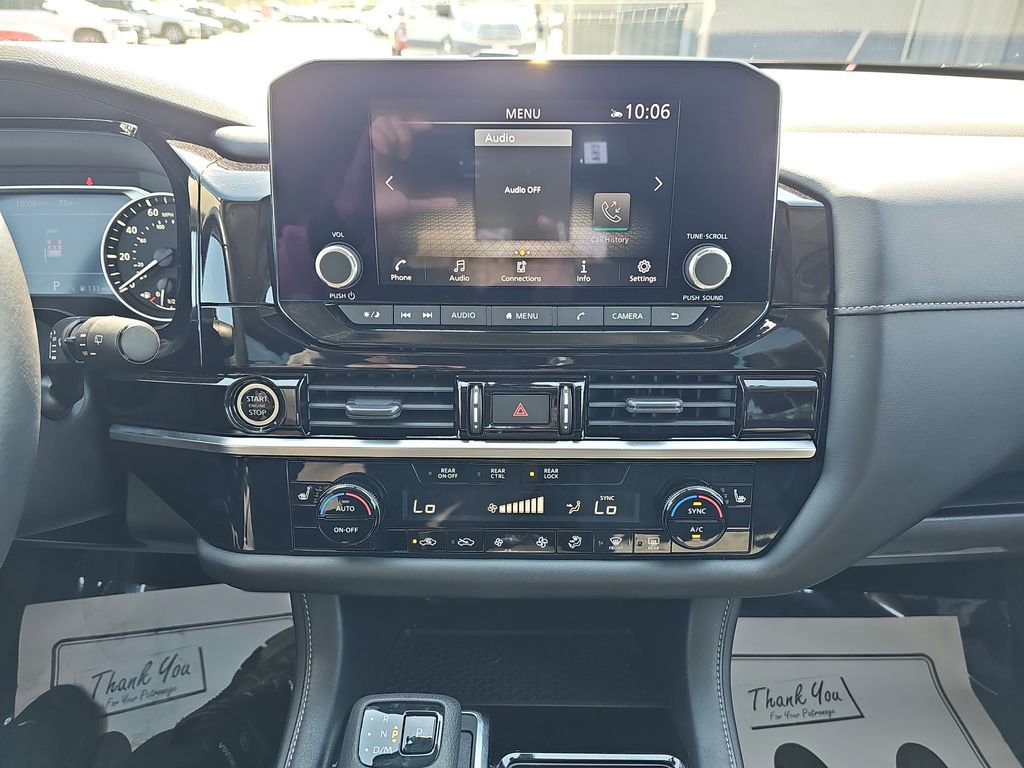 Used 2023 Nissan Pathfinder SV w/ SV Premium Package image 25