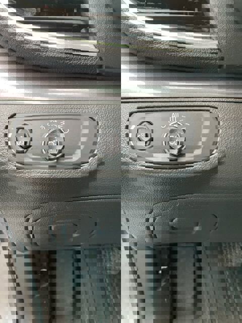 Used 2019 Buick Encore Preferred FWD image 24