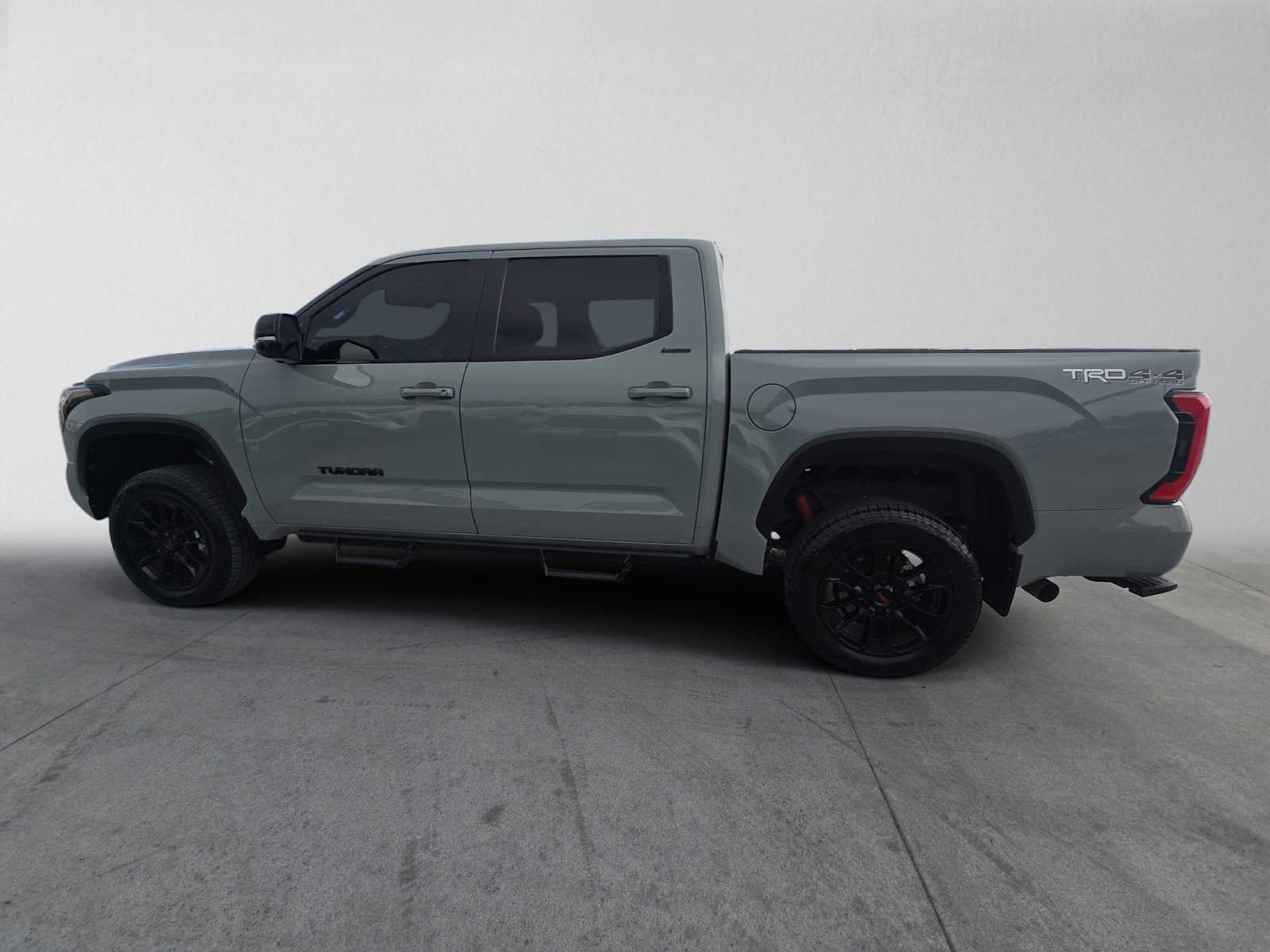 Certified 2025 Toyota Tundra Limited AWD/4WD image 6