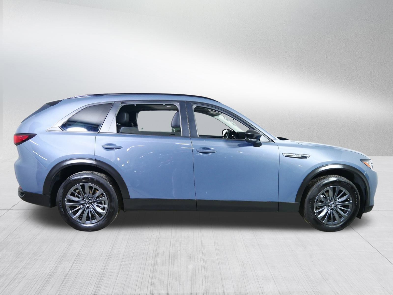 Certified 2025 MAZDA CX-70 3.3 Turbo w/ Preferred Package image 8