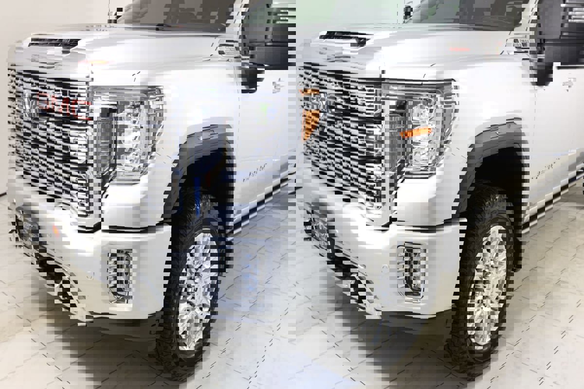 Used 2022 GMC Sierra 2500 Denali w/ Denali Ultimate Package AWD/4WD image 48