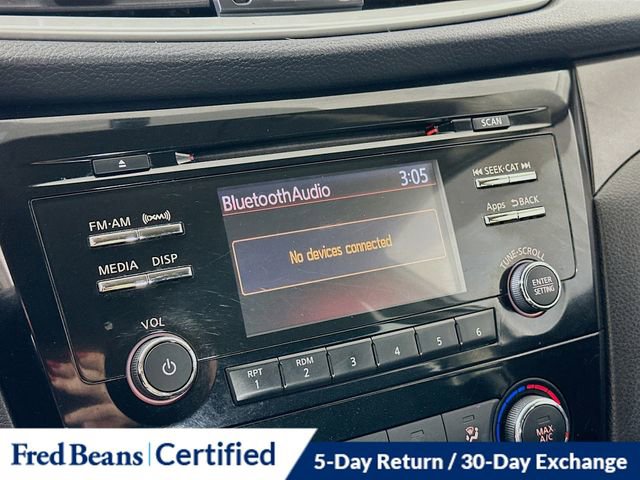 Used 2016 Nissan Rogue S w/ Appearance Package image 16