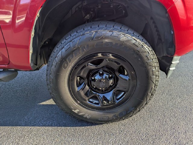 Used 2021 Toyota Tacoma SR AWD/4WD image 13