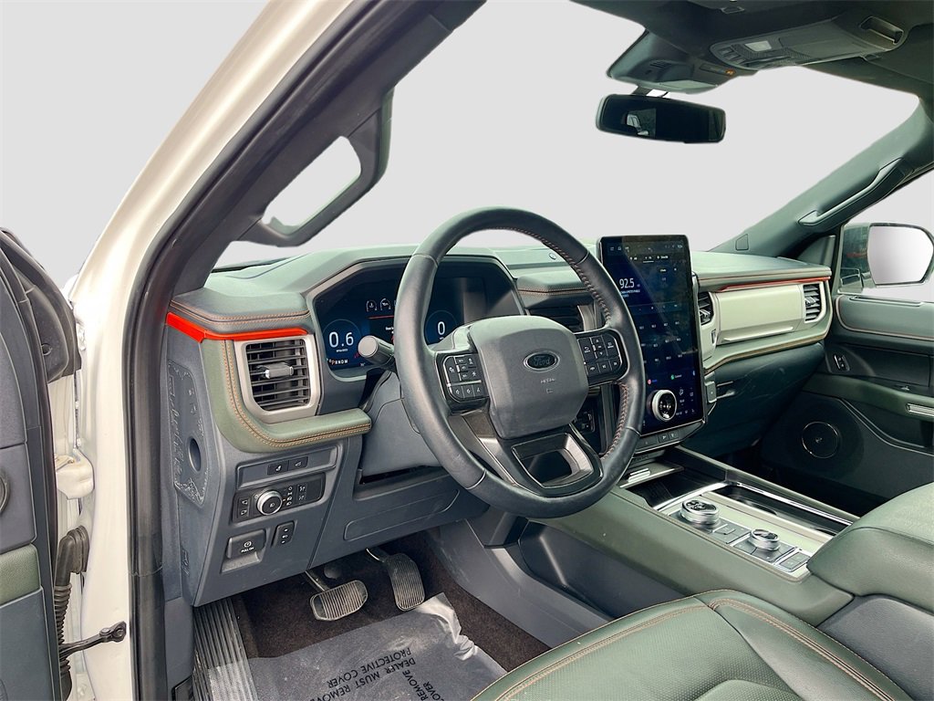 Used 2022 Ford Expedition Timberline image 9