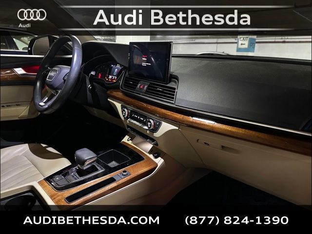 Used 2023 Audi Q5 2.0T Premium w/ Convenience Package image 10