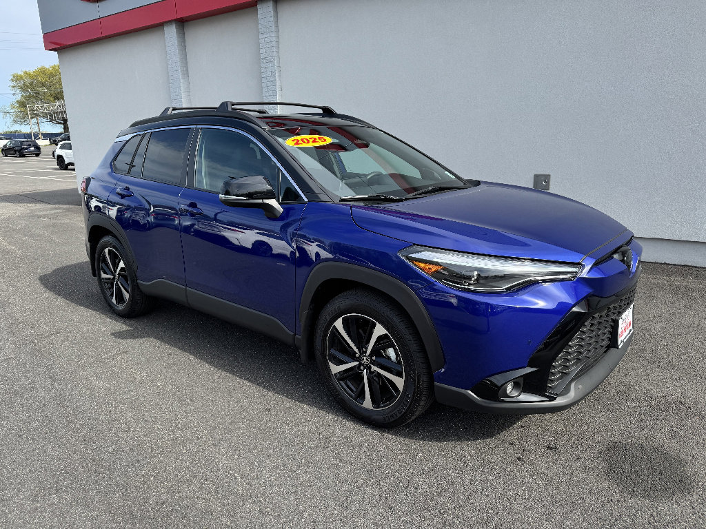 Used 2025 Toyota Corolla Cross AWD Hybrid image 4