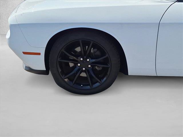 Used 2016 Dodge Challenger SXT Plus RWD image 15