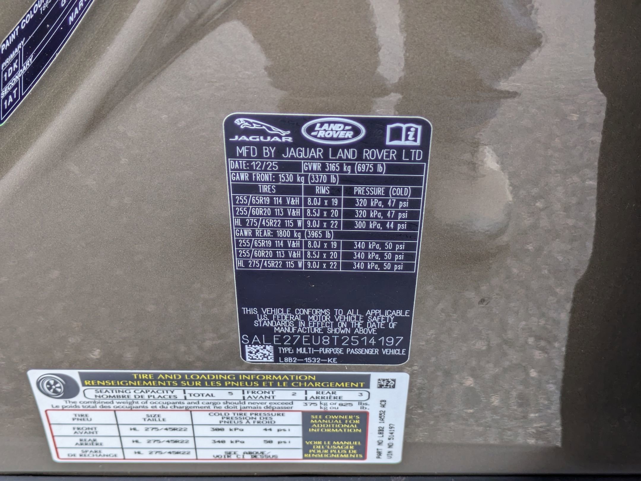 New 2026 Land Rover Defender 110 X-Dynamic SE image 36