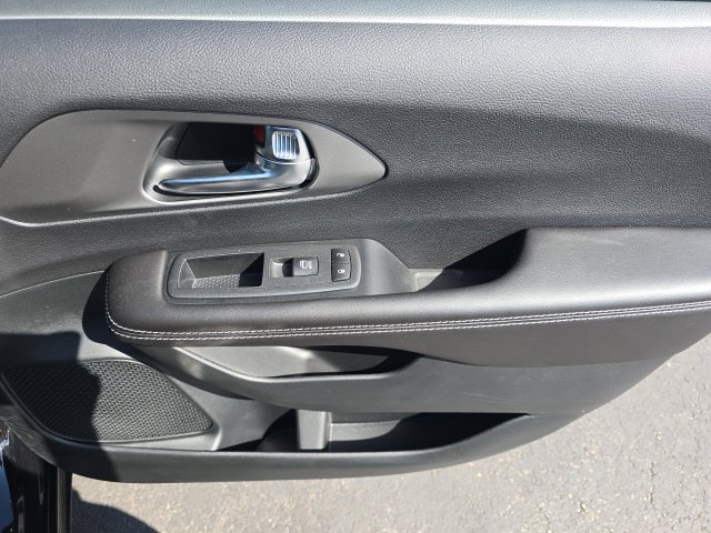 New 2027 Chrysler Pacifica Select AWD/4WD image 35