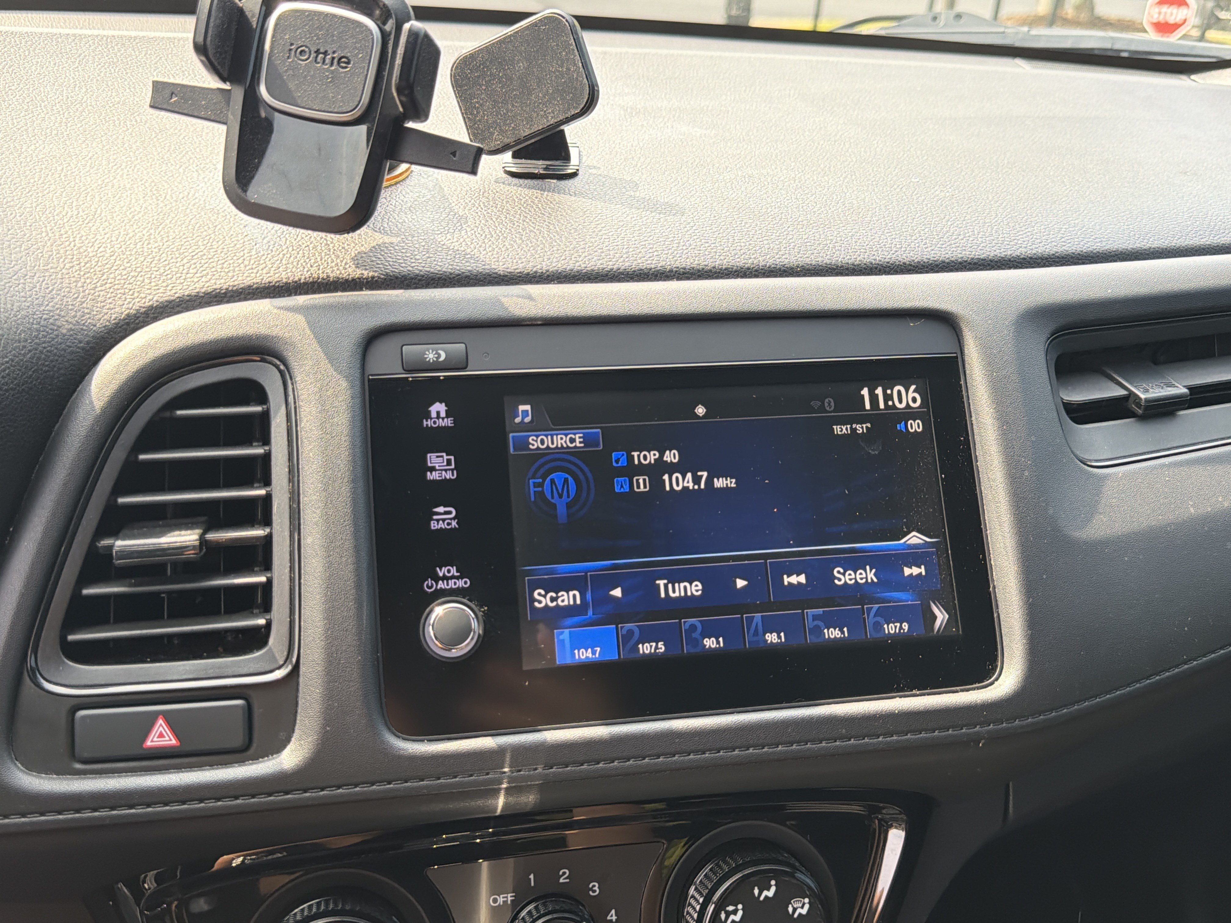 Used 2019 Honda HR-V Sport image 66