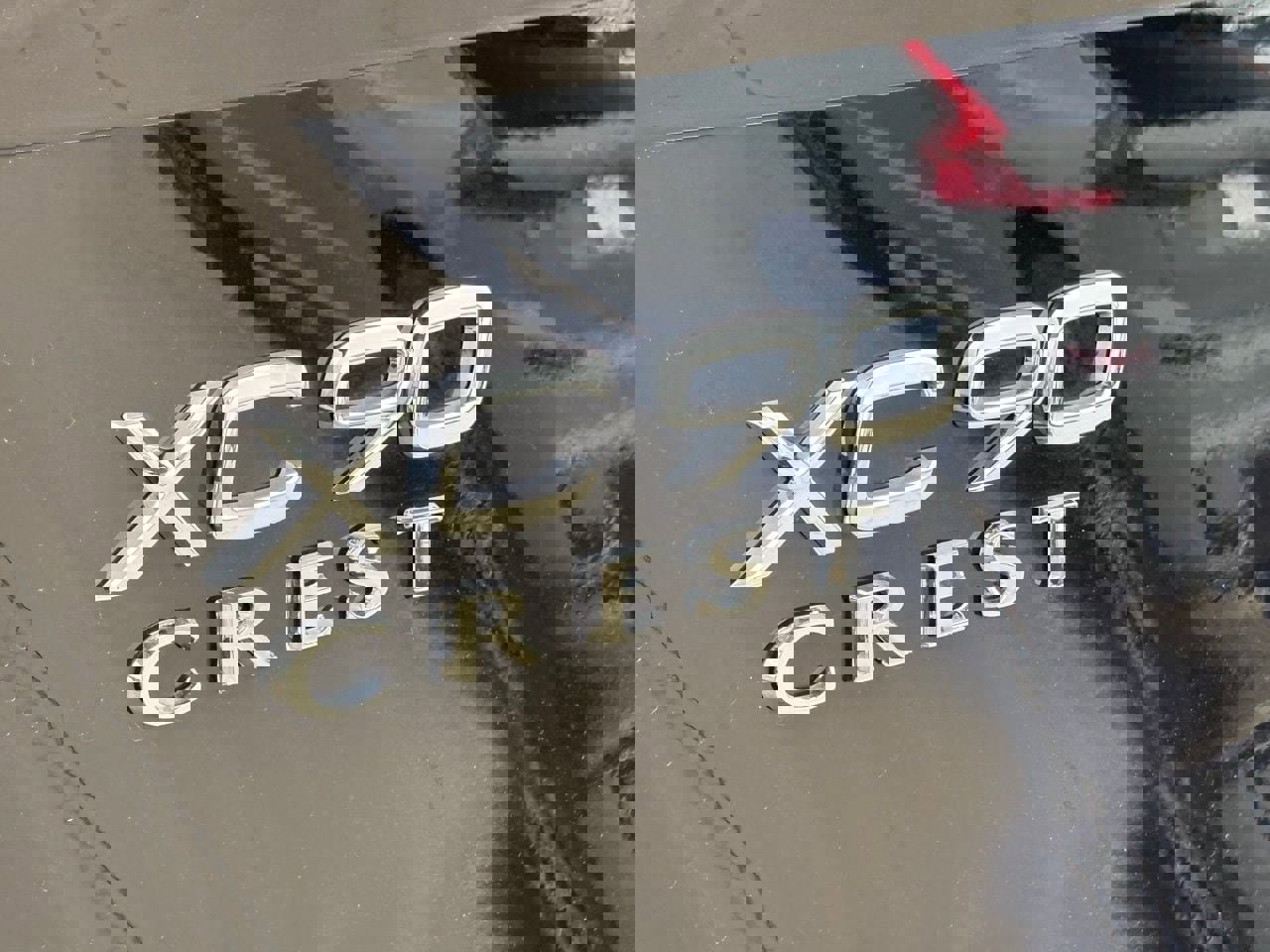 New 2026 Volvo XC90 B5 Core w/ Protection Package Premier image 9