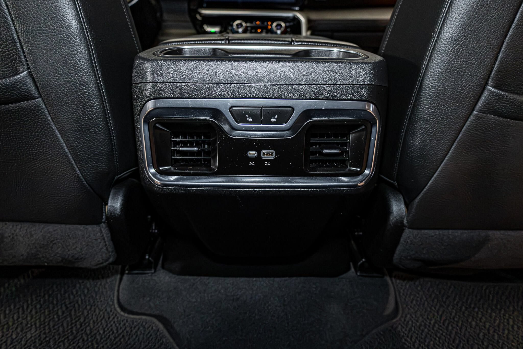 Used 2023 GMC Sierra 1500 Denali w/ Denali Carbonpro Edition AWD/4WD image 27