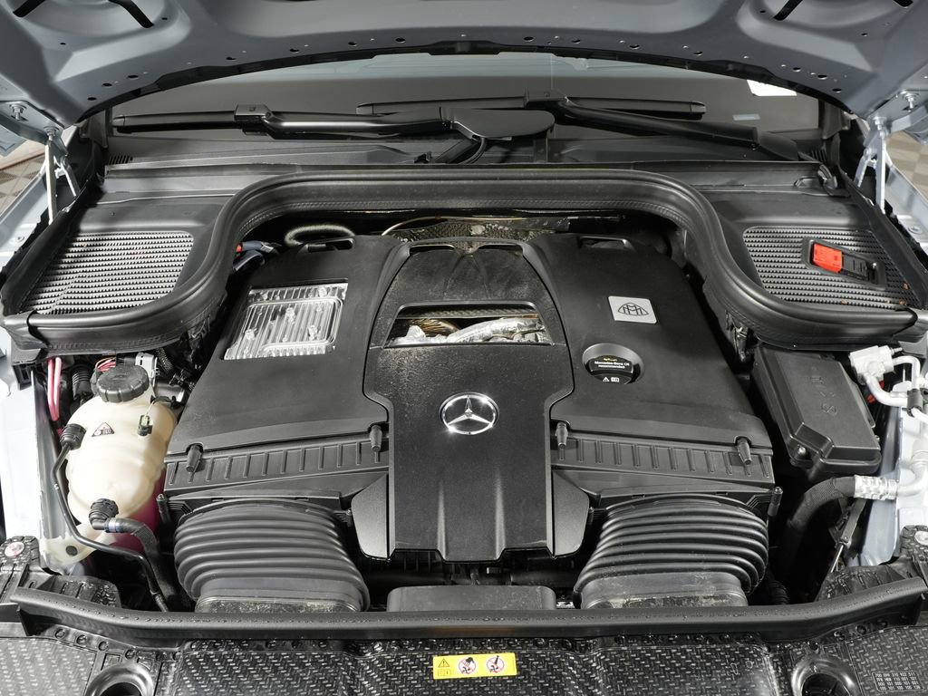Used 2026 Mercedes-Benz Maybach GLS 600 4MATIC image 48