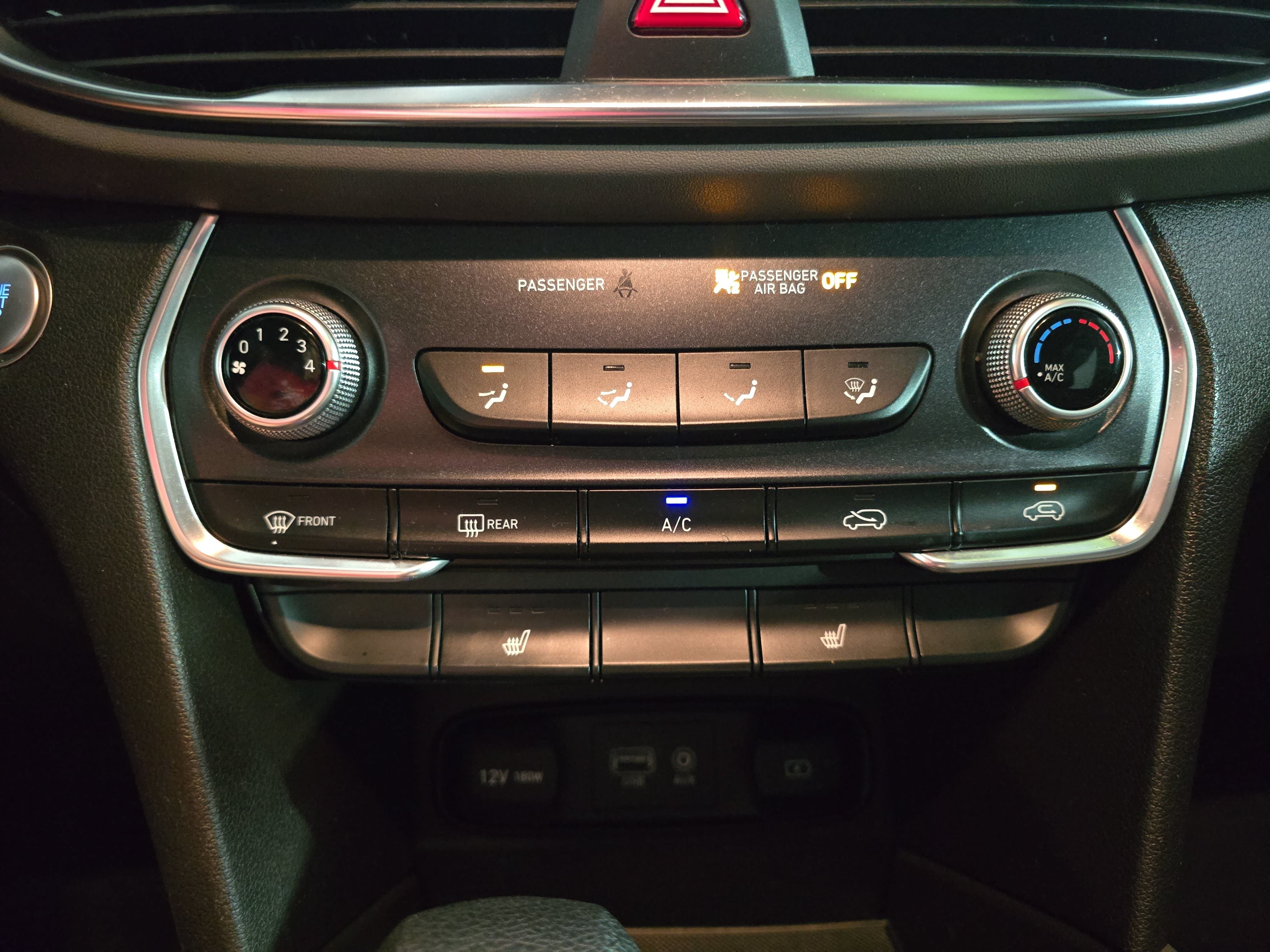 Used 2020 Hyundai Santa Fe SEL FWD image 21