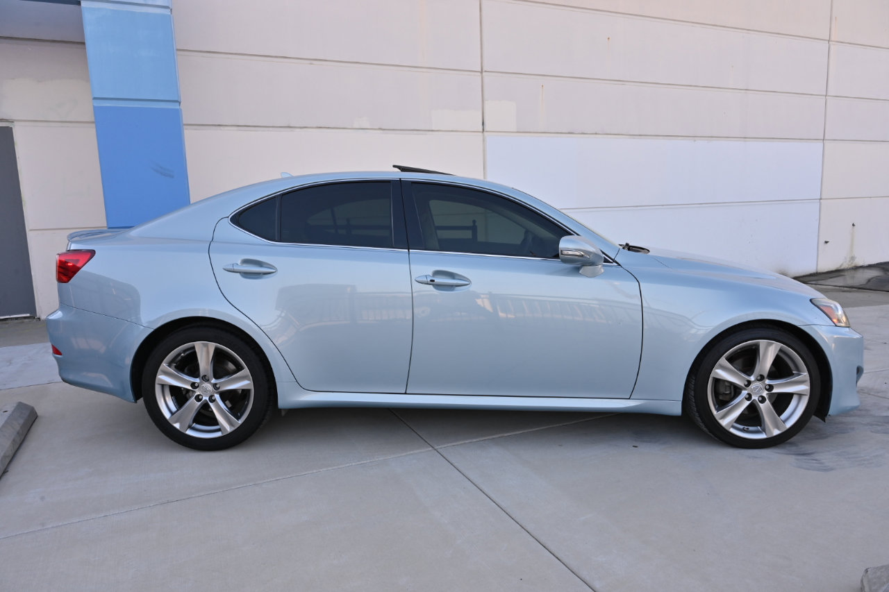 Used 2011 Lexus IS 250 w/ Premium Pkg Value Edition RWD image 7