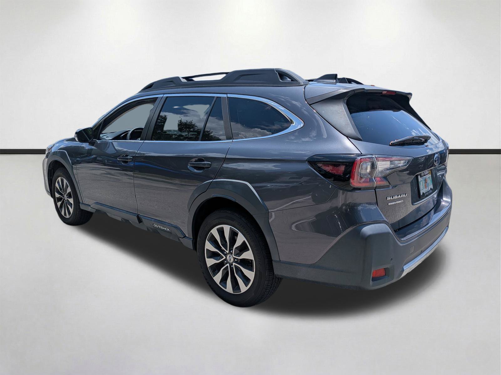 Used 2023 Subaru Outback Limited XT AWD/4WD image 6