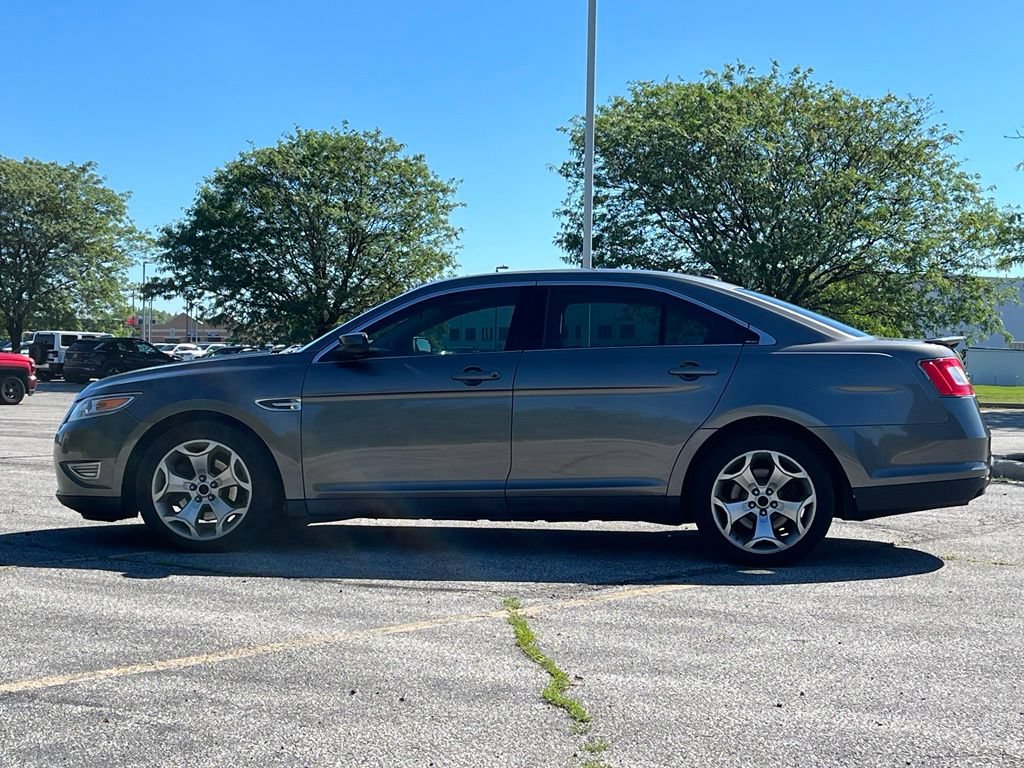 Used 2011 Ford Taurus SHO w/ 401A Rapid Spec Order Code AWD/4WD image 4