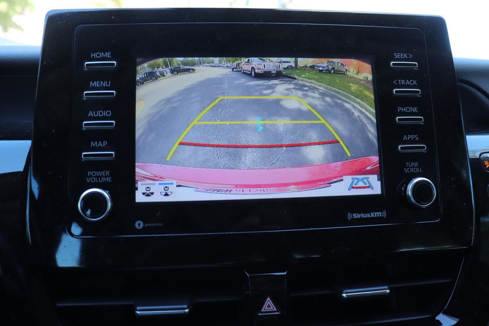 Used 2021 Toyota Camry SE image 28