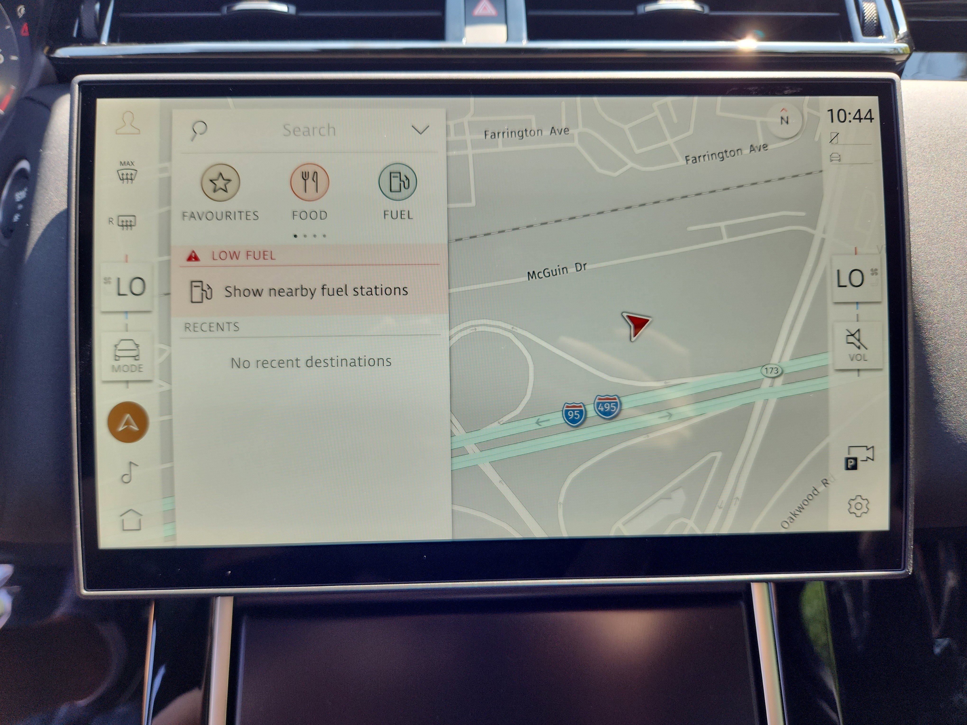 Used 2026 Land Rover Range Rover Velar Dynamic SE image 21