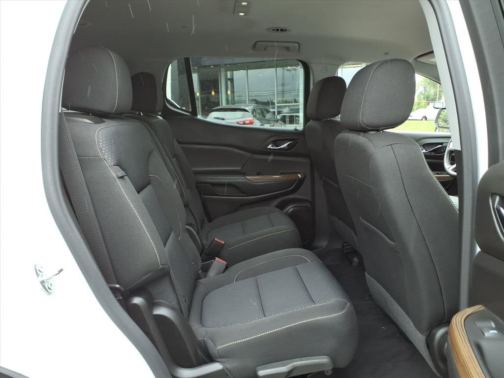 Certified 2023 GMC Acadia SLE w/ Driver Convenience Package image 16