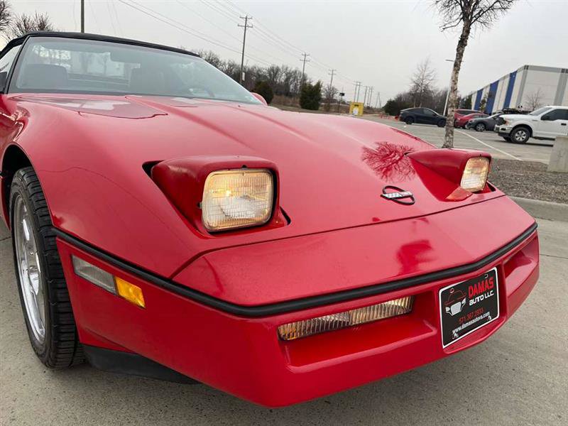 Used 1990 Chevrolet Corvette Convertible RWD image 78