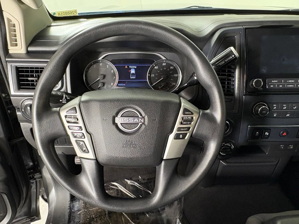 Used 2024 Nissan Titan SV AWD/4WD image 27