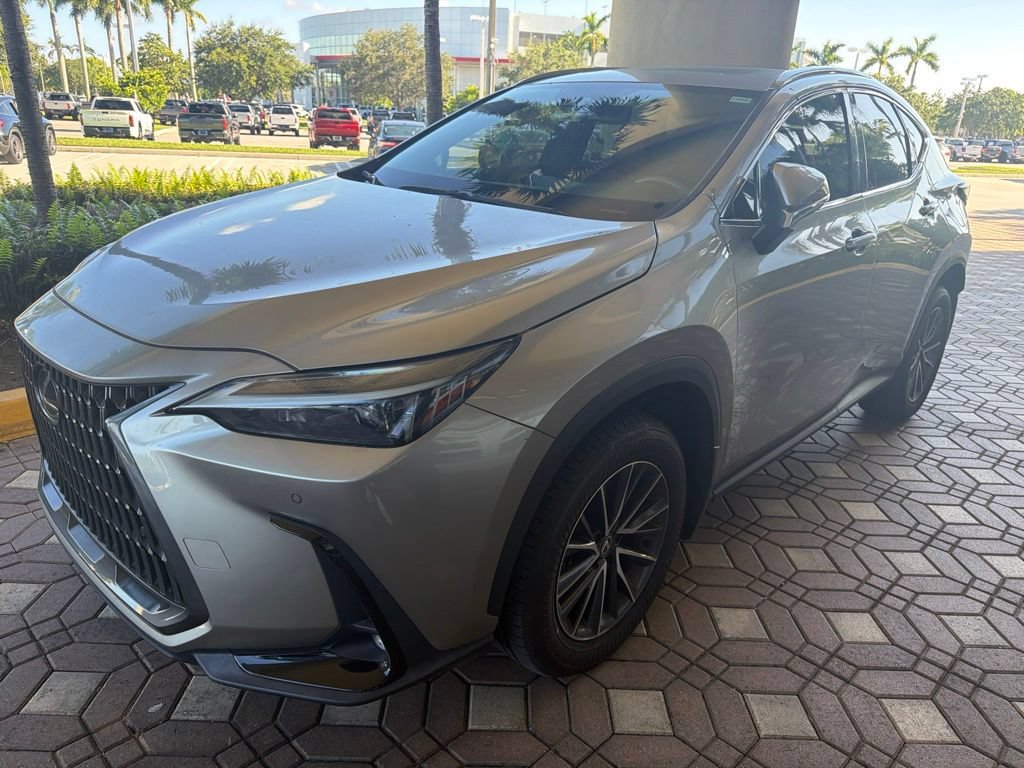 Used 2024 Lexus NX 350h AWD image 9