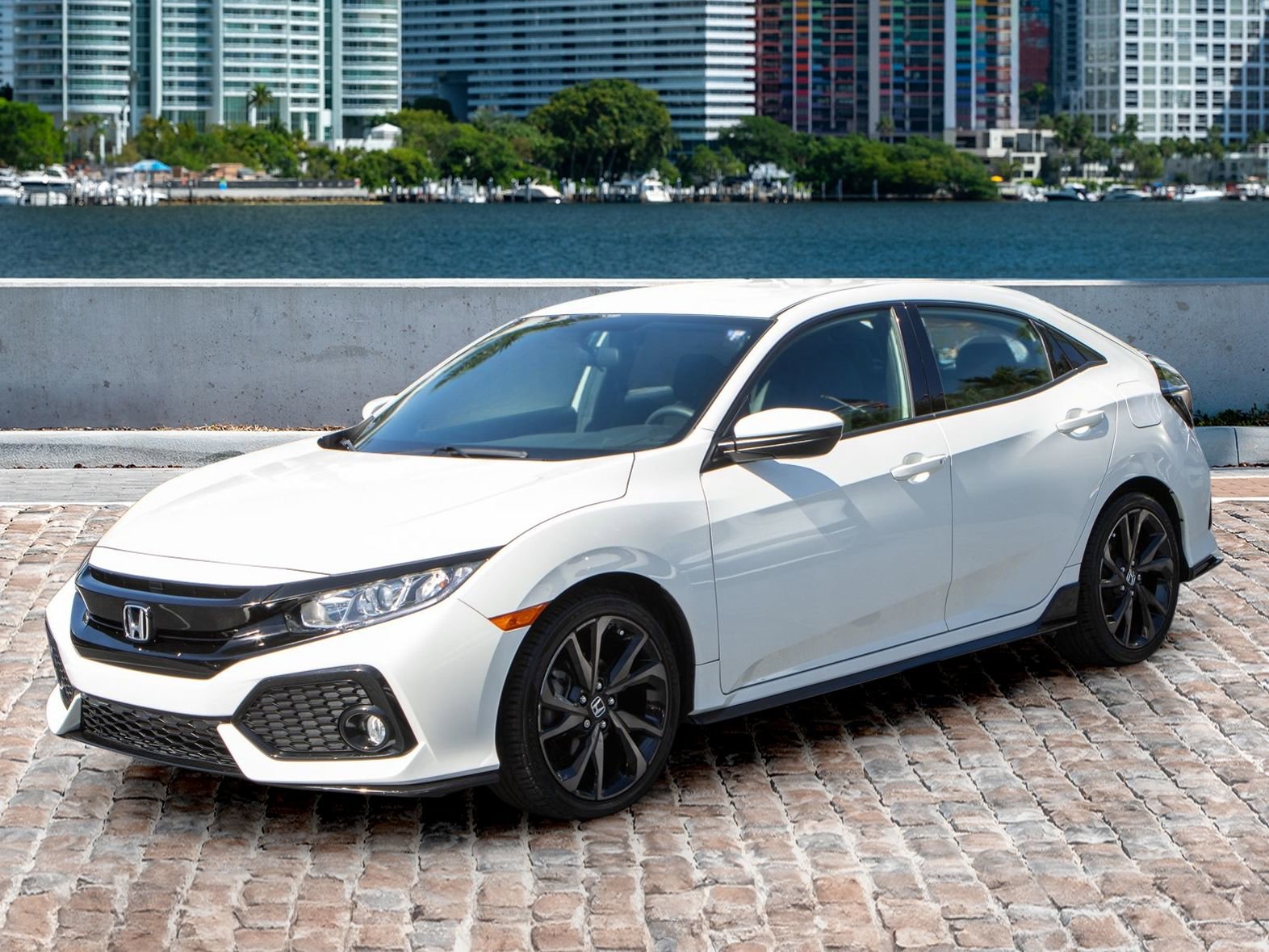Certified 2018 Honda Civic Sport image 1