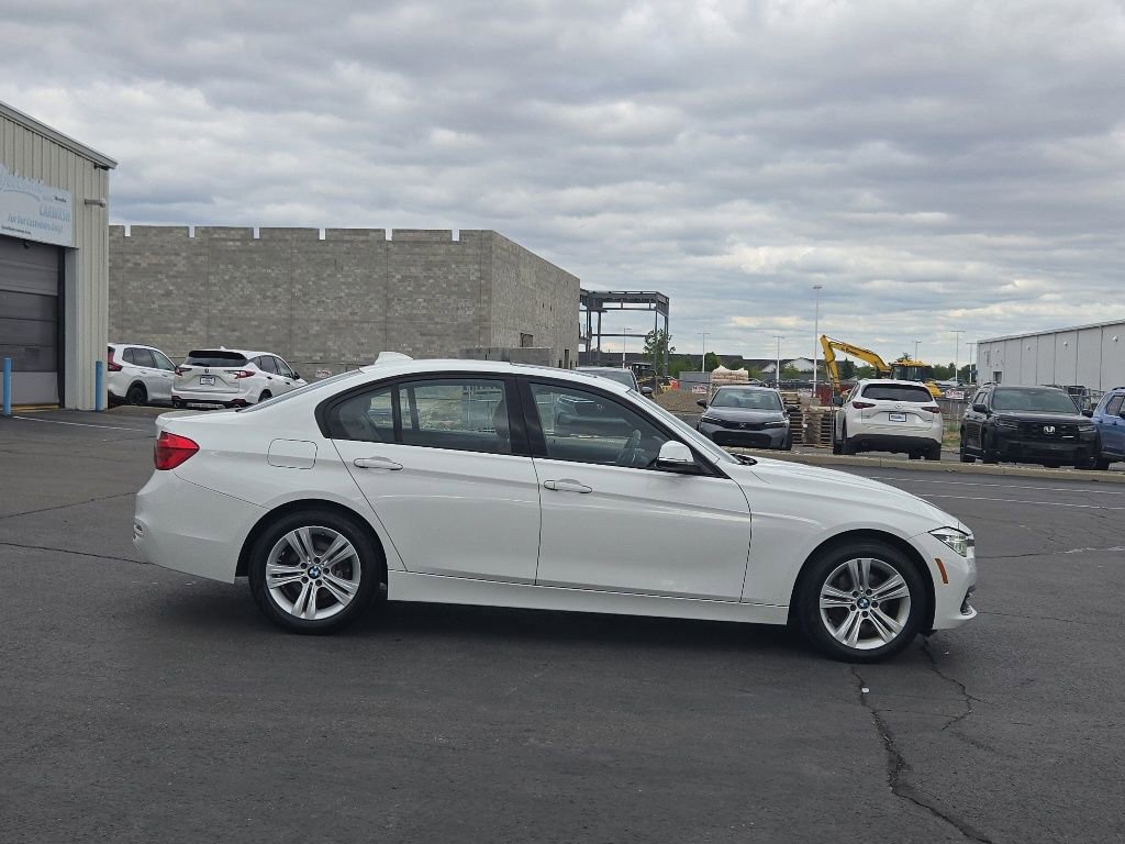 Used 2016 BMW 328i xDrive Sedan AWD/4WD image 10