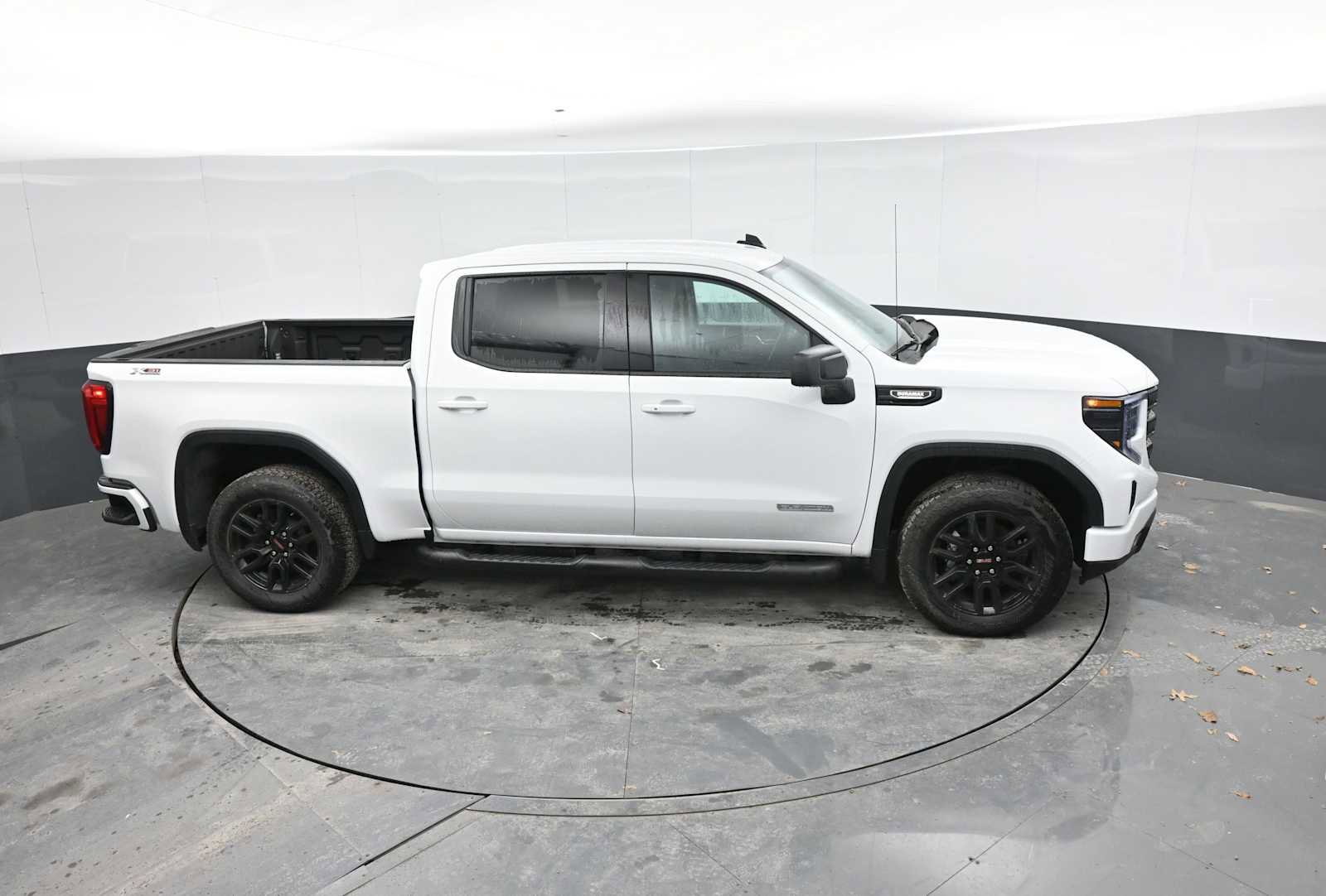 New 2026 GMC Sierra 1500 Elevation AWD/4WD image 33
