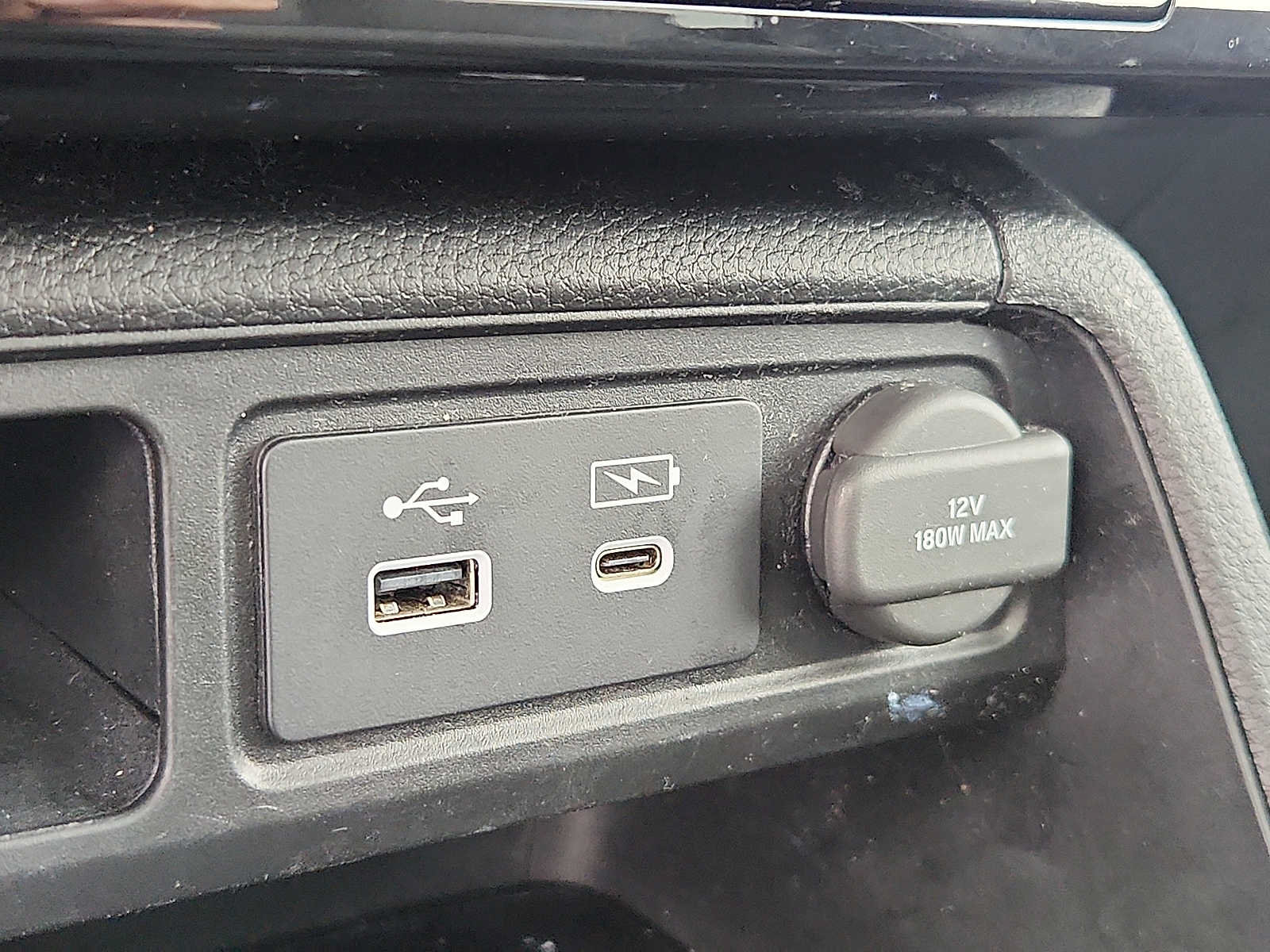 Certified 2023 Honda Pilot Touring image 25