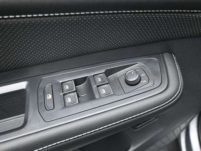 New 2026 Volkswagen Atlas SE image 13