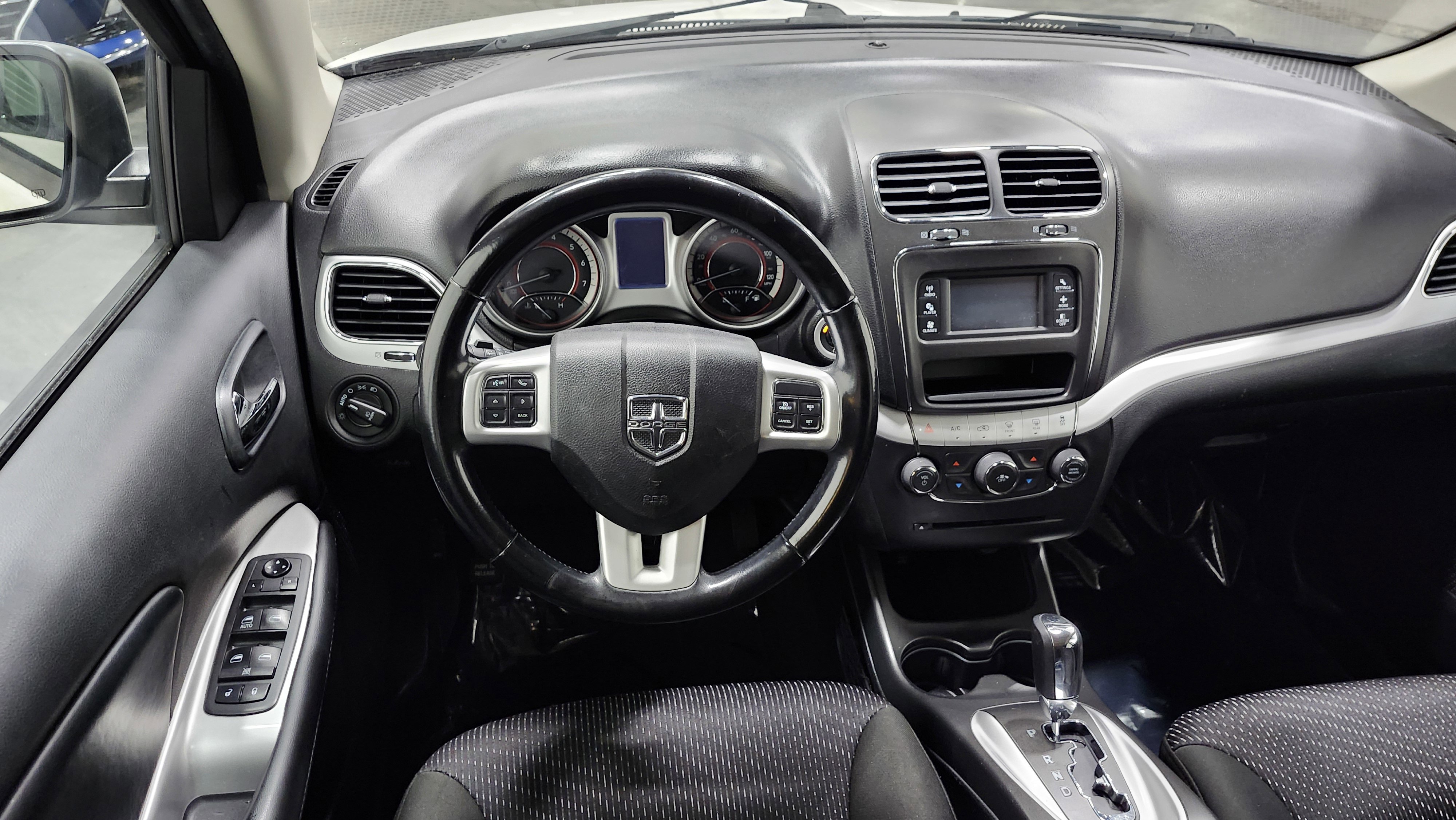 Used 2019 Dodge Journey SE w/ Connectivity Group image 18