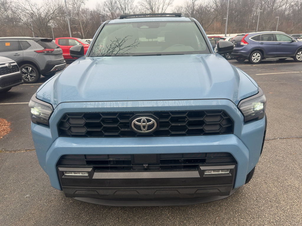 Used 2025 Toyota 4Runner TRD Off-Road Premium image 2