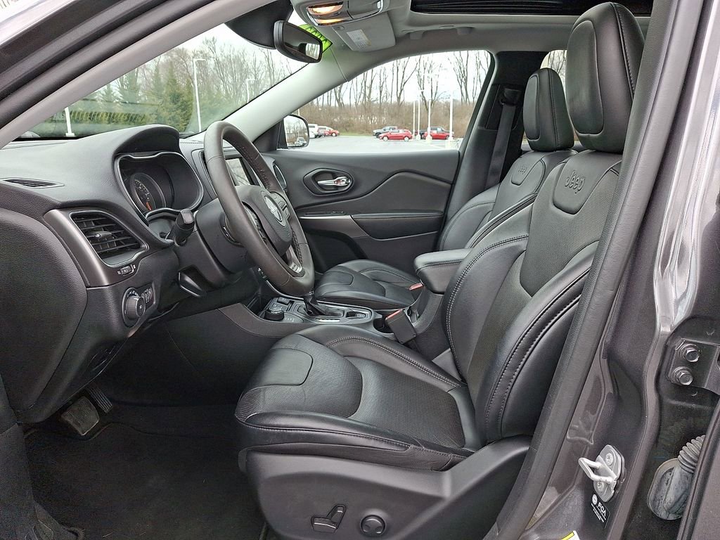 Used 2022 Jeep Cherokee Latitude Lux w/ Sun & Sound Group image 13