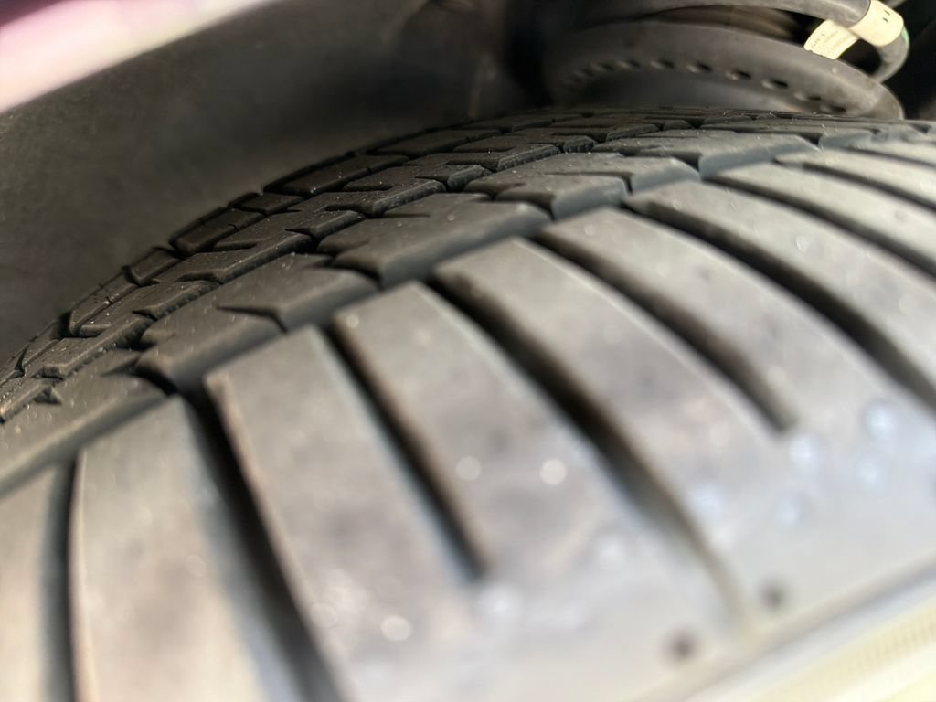 Used 2021 Chevrolet Camaro SS RWD image 12