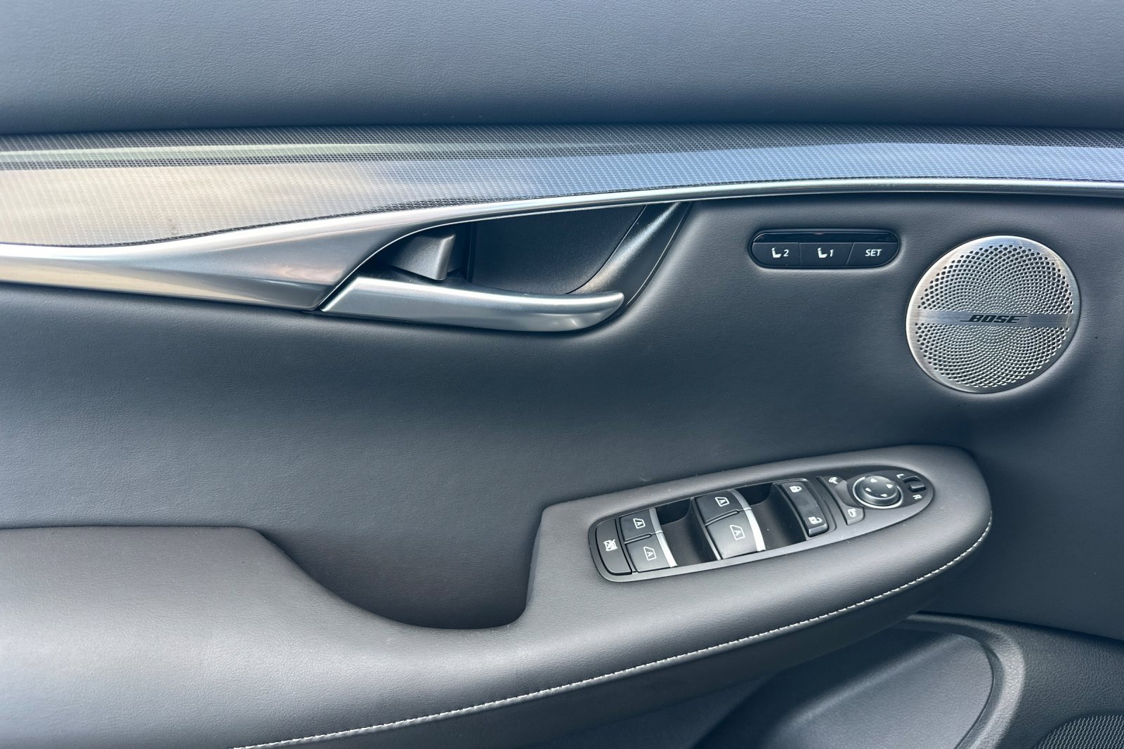 New 2025 INFINITI QX50 Sport image 10