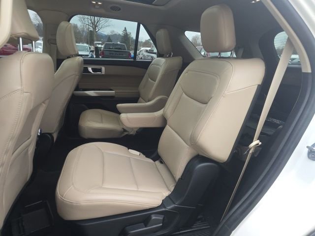 Used 2022 Ford Explorer XLT w/ Equipment Group 202A image 28