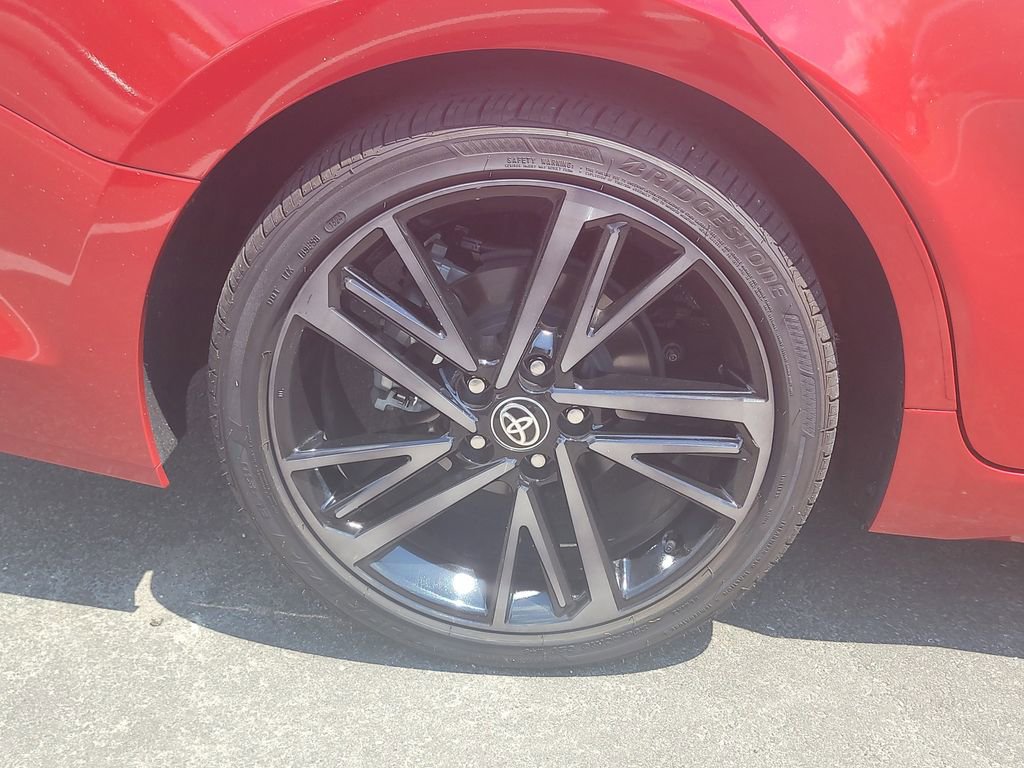 Used 2025 Toyota Camry XSE image 5