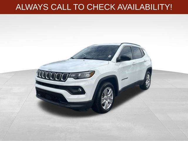 Used 2022 Jeep Compass Latitude FWD image 3