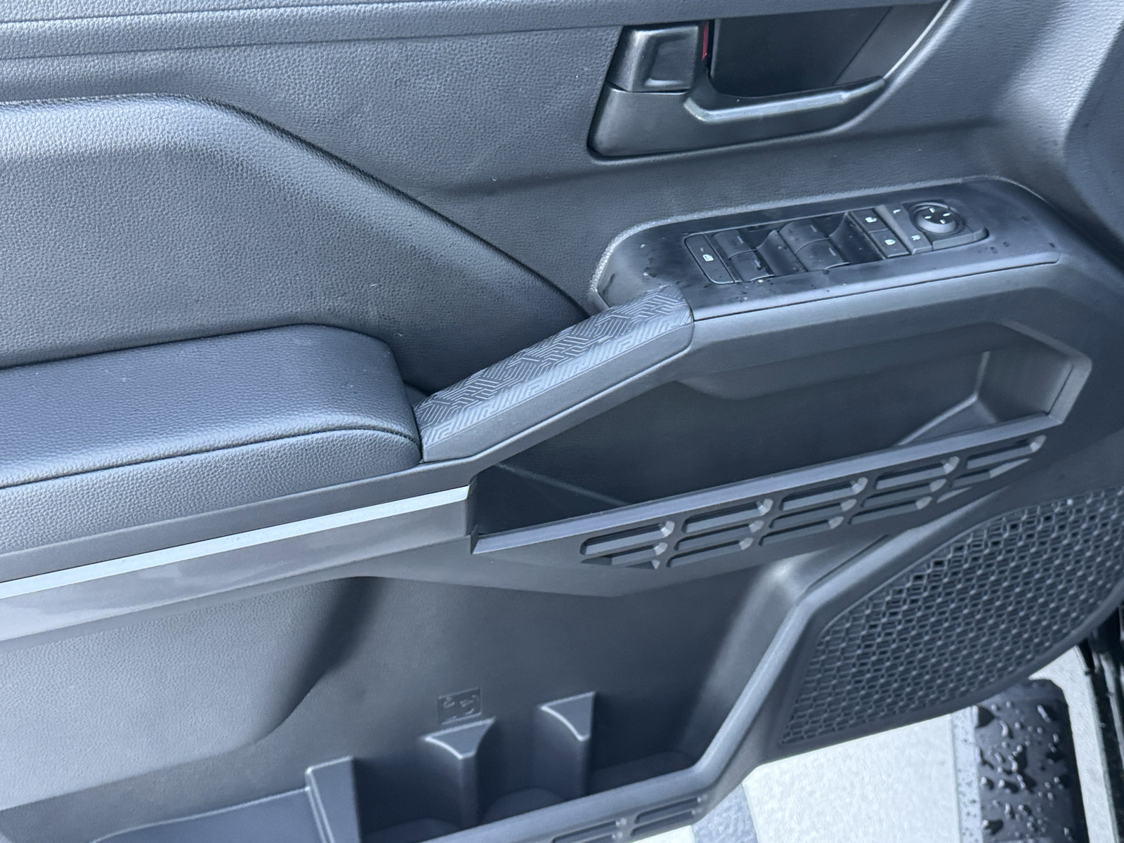 New 2026 Toyota Tacoma SR5 AWD/4WD image 18