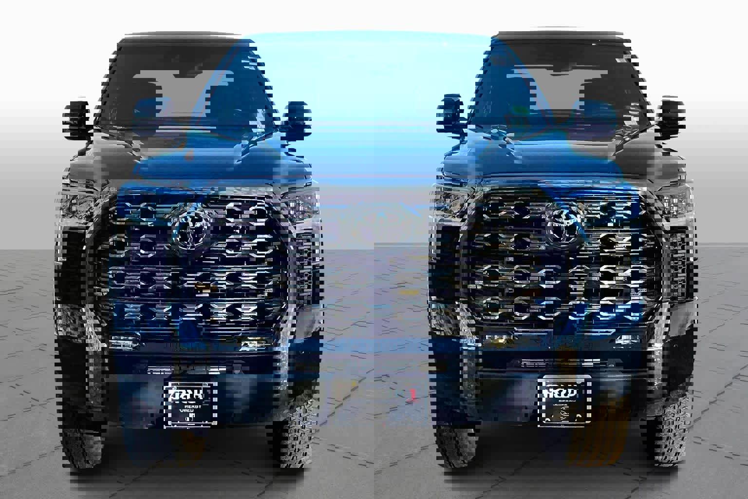 Used 2024 Toyota Tundra Platinum image 3