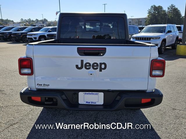 New 2025 Jeep Gladiator Sport image 10