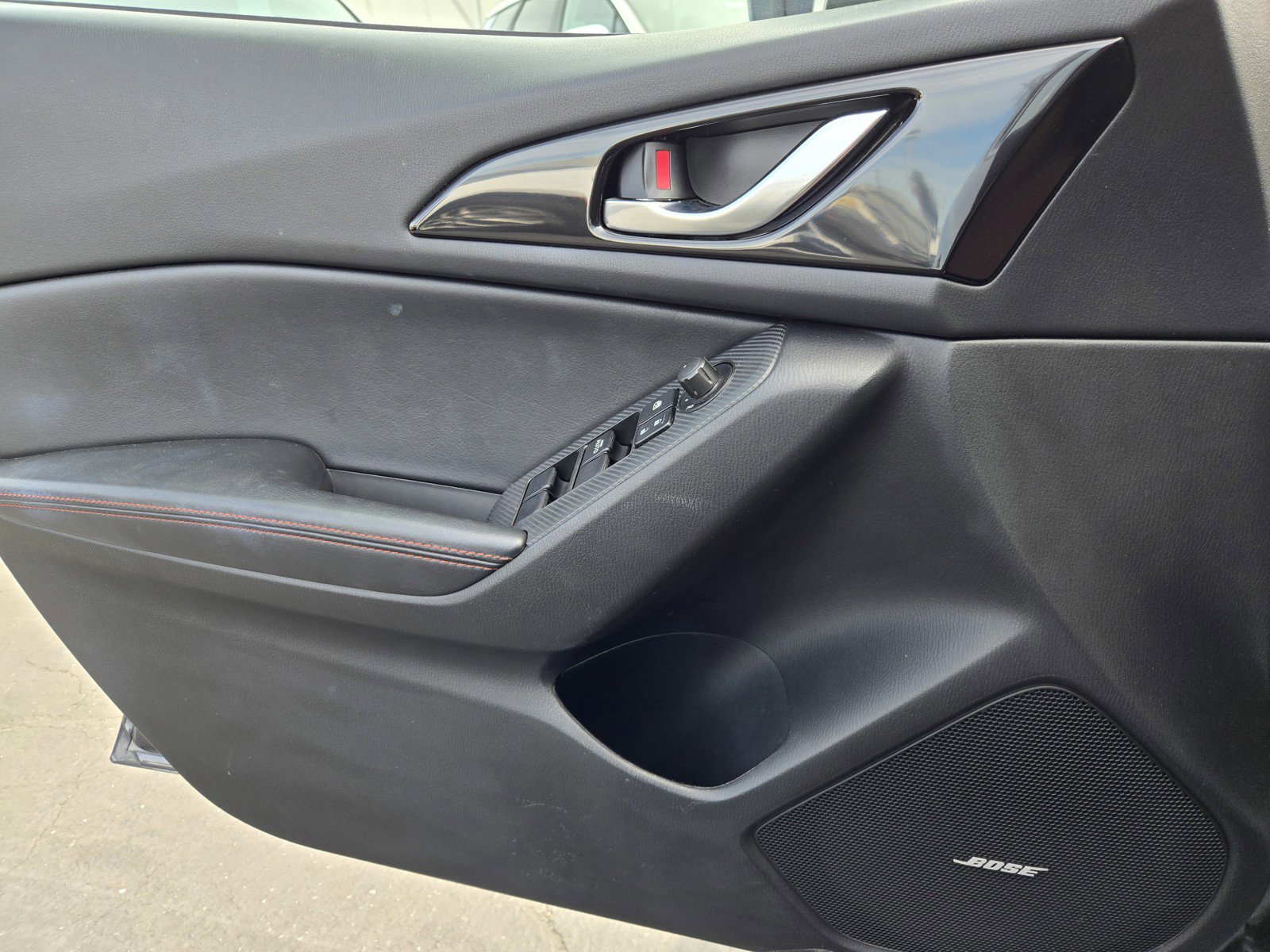 Used 2015 MAZDA MAZDA3 s Touring image 26