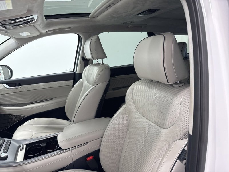 Used 2024 Hyundai Palisade Calligraphy image 23