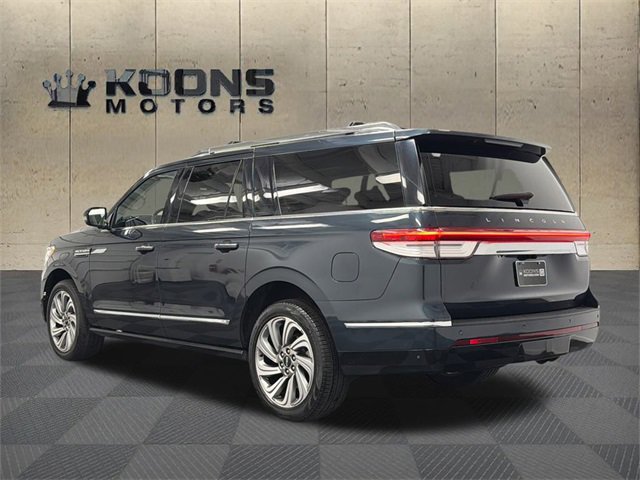 Used 2022 Lincoln Navigator L Reserve image 6