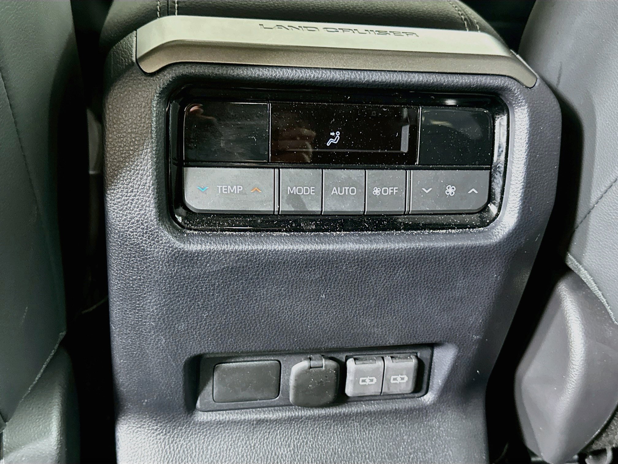 Used 2024 Toyota Land Cruiser AWD/4WD image 24