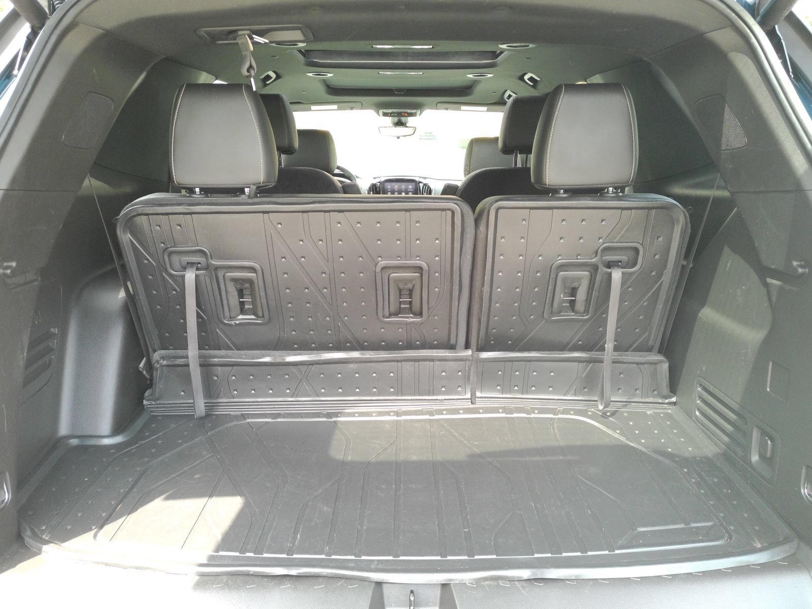 Certified 2023 Chevrolet Traverse LT w/ LT Premium Package AWD/4WD image 8