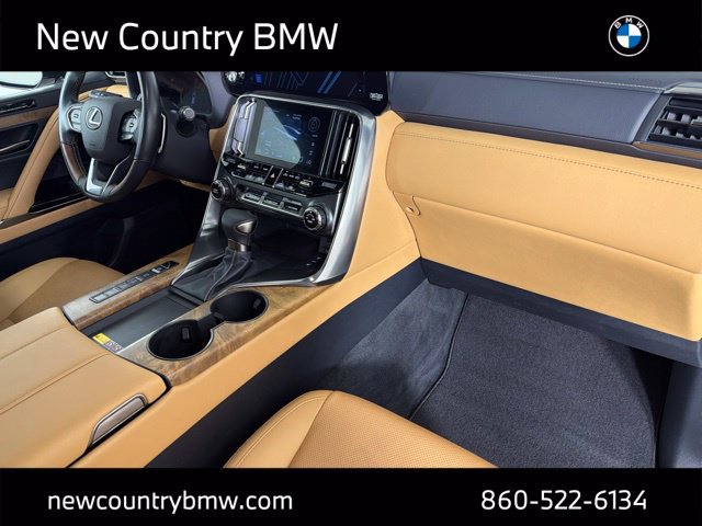 Used 2026 Lexus LX 600 4WD w/ Appearance Package image 28