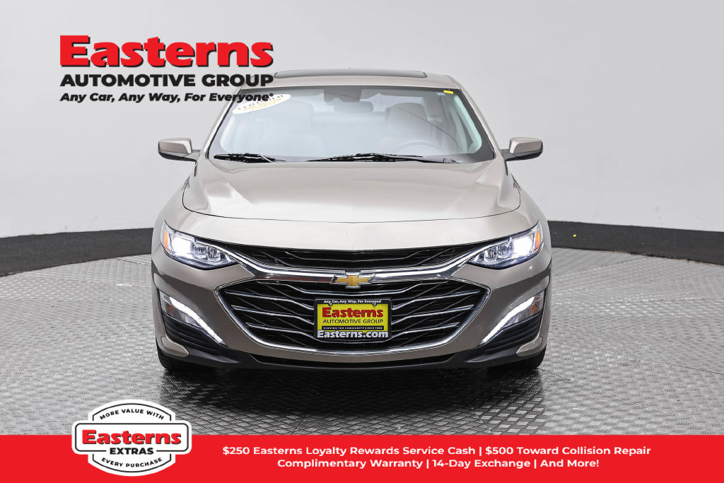 Used 2024 Chevrolet Malibu LT FWD image 3